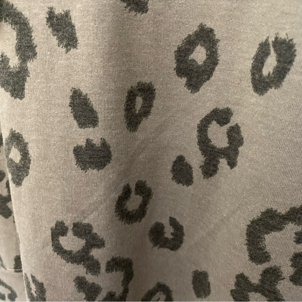 Feeling Festive size XL ‘happy go lucky’ leopard print hoodie jogger outfit set - Picture 7 of 16